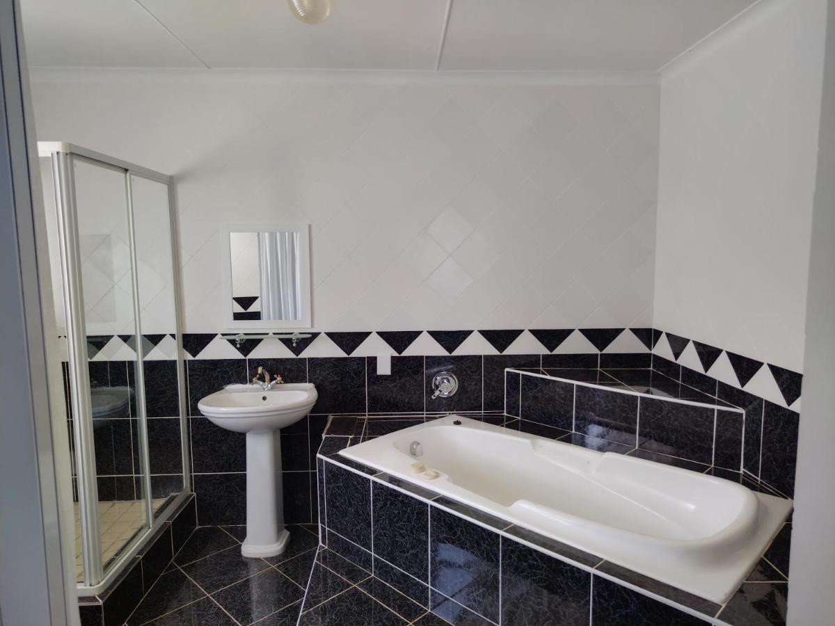 Blue Owl Guest House Μόσελ Μπέι Εξωτερικό φωτογραφία